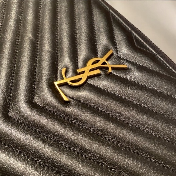 Saint Laurent Matelasse Chevron Zip
Clutch - Large Like New! - Picture 9 of 16